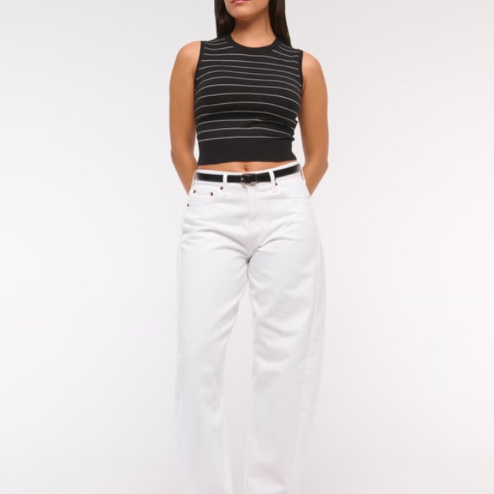 NWT Curve Love Mid Rise Barrel Jean - 32 SHORT